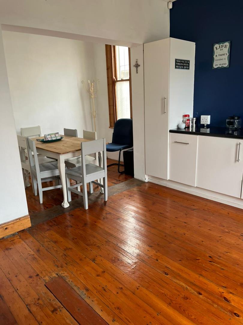 To Let commercial Property for Rent in Richmond Hill Eastern Cape